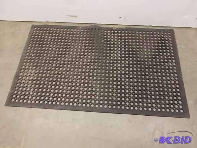 (5) Rubber Bar Mats, 3 x 5...