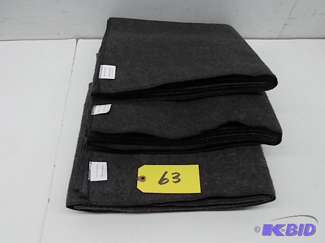 lot 63 image: (3) Emergency Blankets, 50" x 62", ...