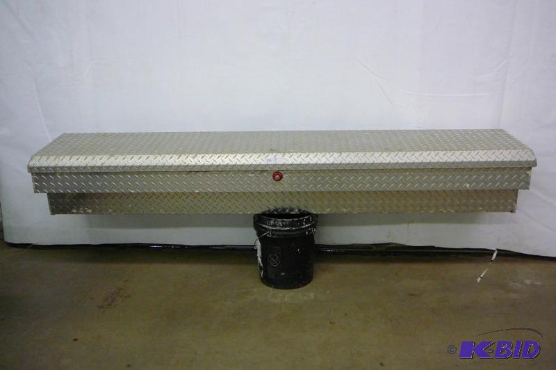 Weather Guard Aluminum Tool box Used 86&quot...