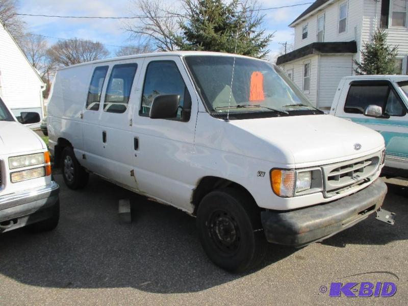 Year 2000 Make Ford Model Econoline Vehicl...