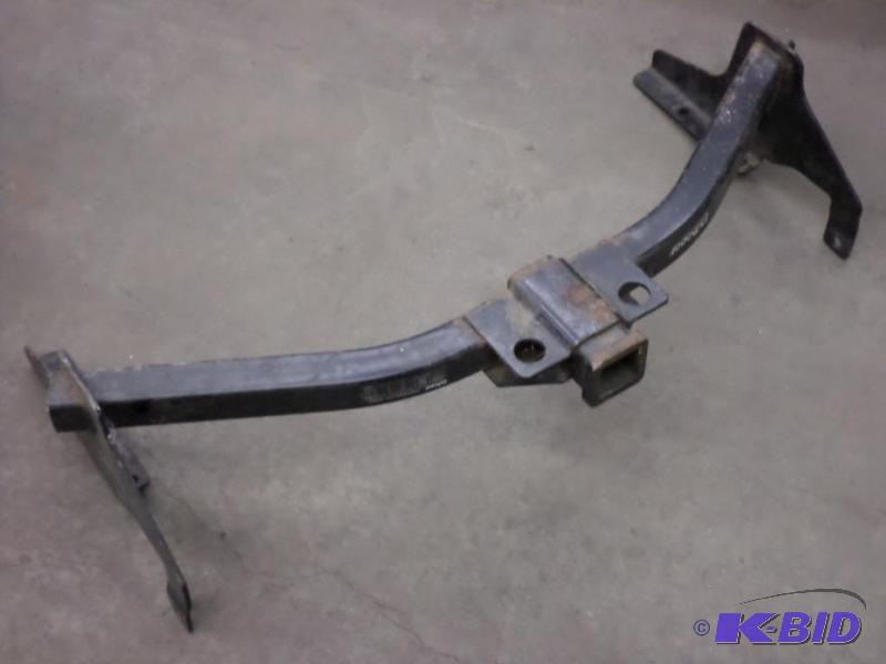 lot 17 image: Mopar 2" Hitch For A Dpdge Caravan...