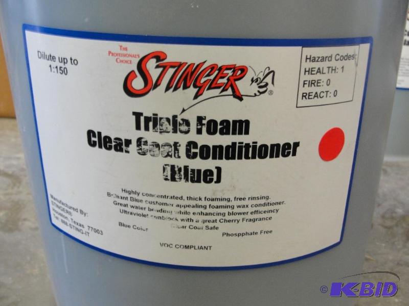 lot 1 image: 5 gal. Triple Foam Conditioner...