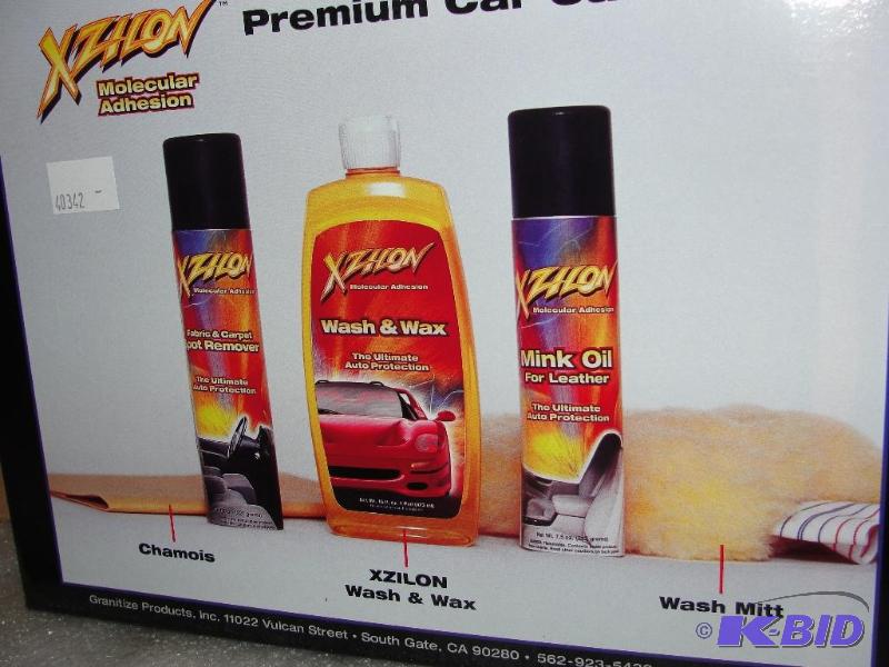 lot 40 image: Case of 4 Car Care Kits...