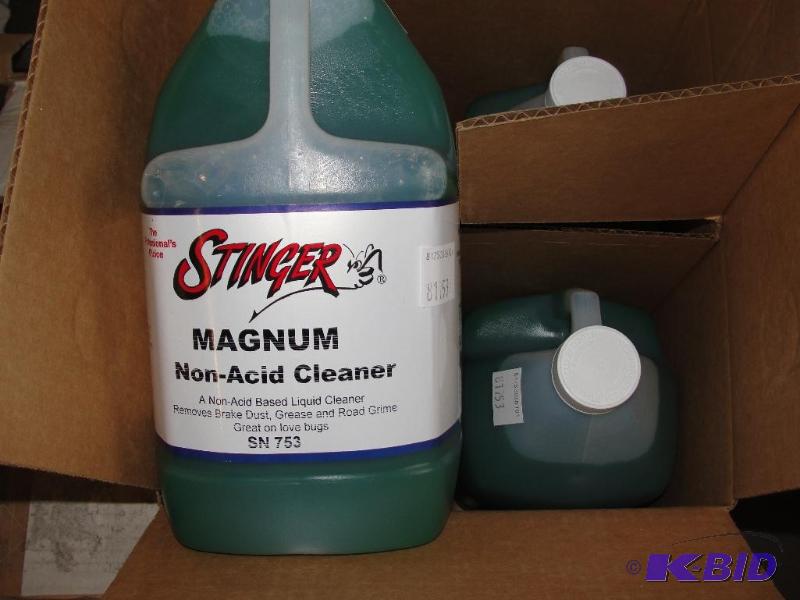 lot 45 image: Case of 4 gals. Non - Acid Cleaner...