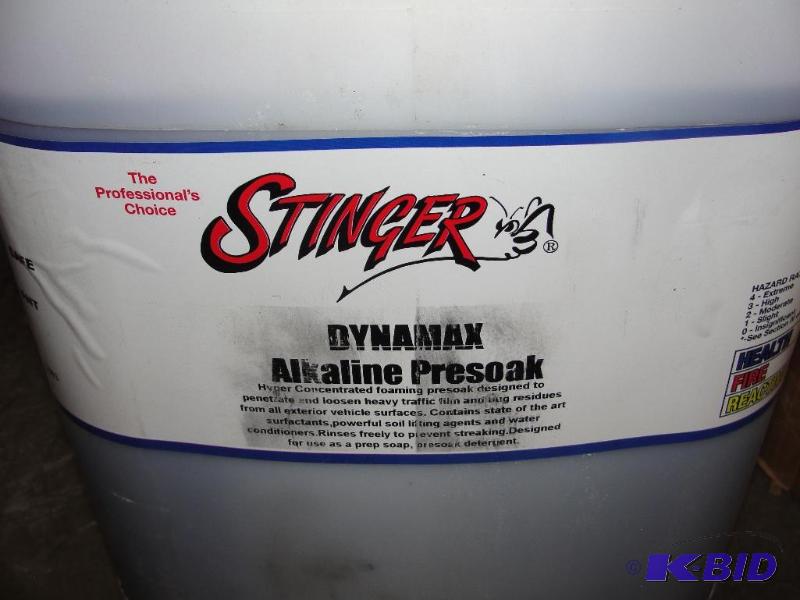 lot 8 image: Dynamax Alkaline Presoak...