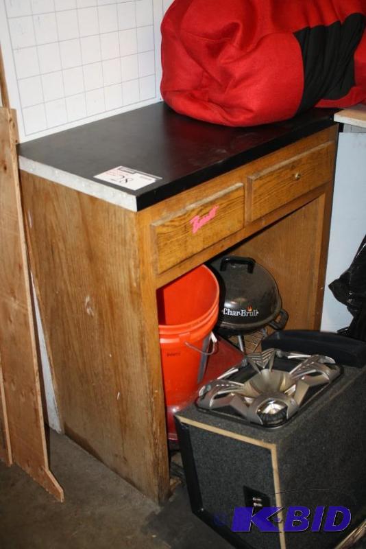 Small Work Table wDrawers