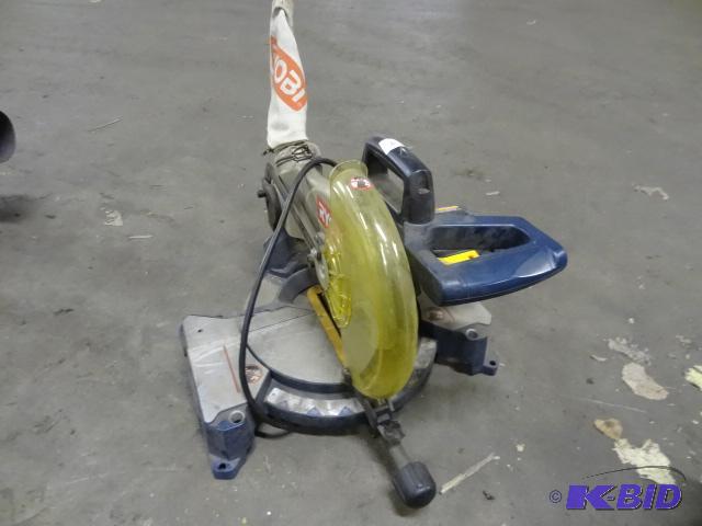 lot 19 image: Ryobi TS1341 miter saw. 10"...