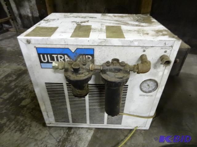 lot 87 image: Ultra air compressed air drier. Model UA 45AC...
