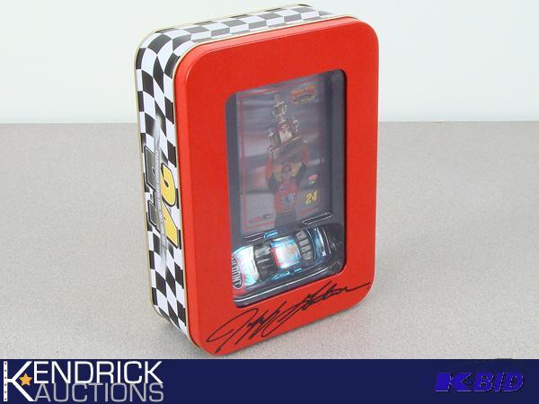 New Jeff Gordon Collectible Tin with Card, and 164 Scale Die Cast Car