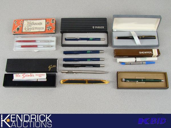 Lot of Vintage Collectible Pens