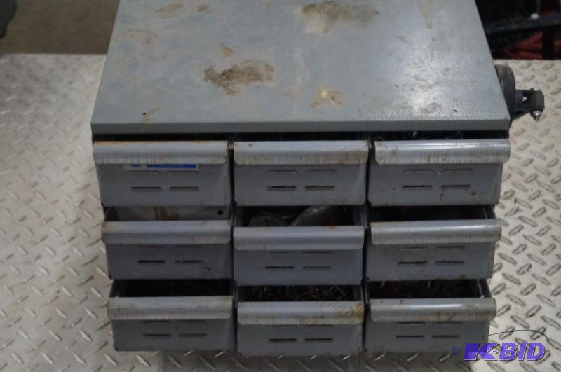 Storage cabinet