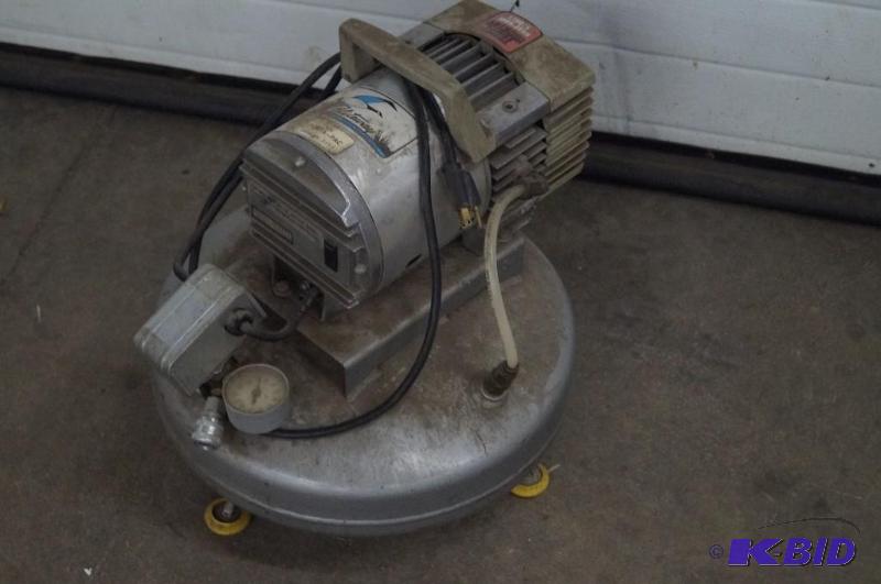 Air compressor
