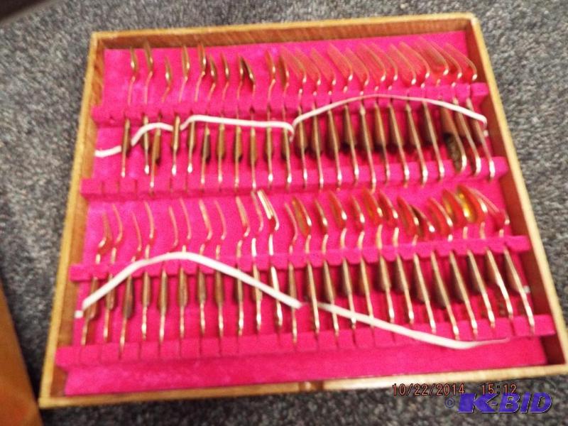 lot 1 image: complete set of silverwear