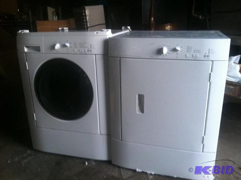 lot 18 image: washer and dyer