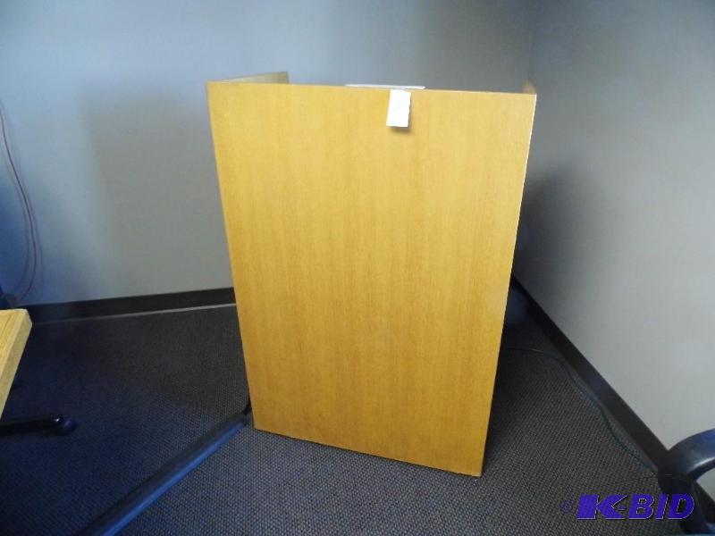 Oak Podium