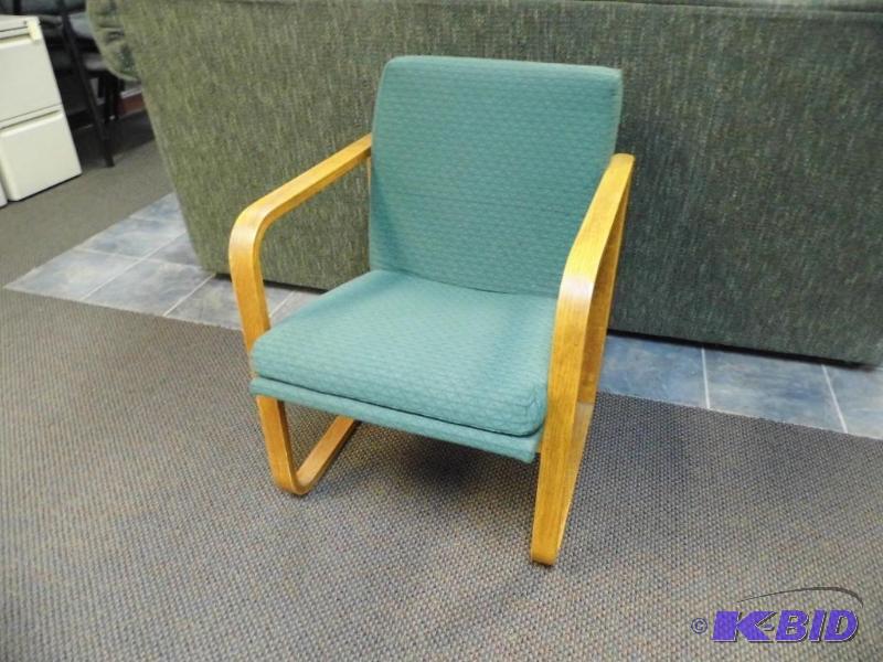 Lot of 5 Chairs