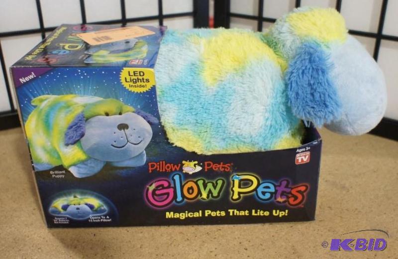 New Pillow Pets Glow Pet Puppy Ages 3 Holiday Season