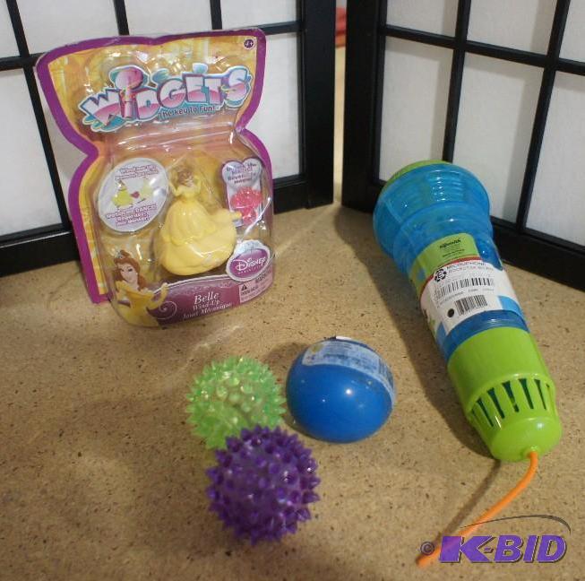 Widget Bell wind-up toy - Rock-star light up ...