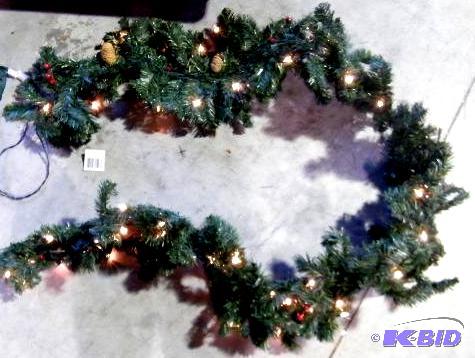 Prelit Lighted Garland - 8 long - Has pine c...