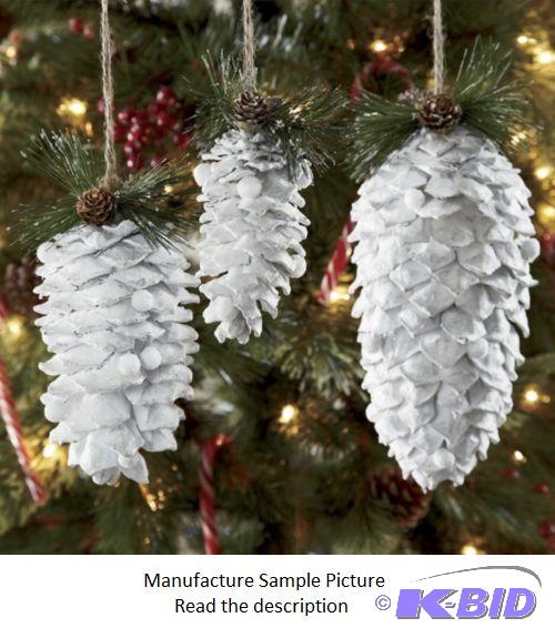 Pine Cone Ornaments - Natural pinecones are p...