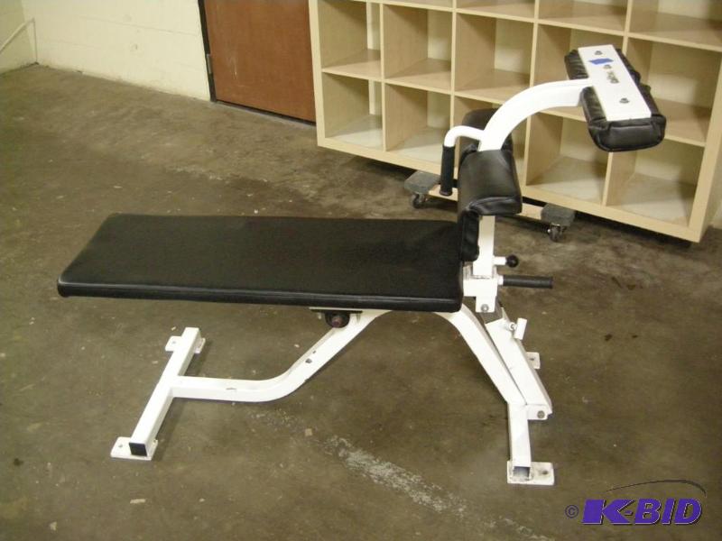 lot 21 image: Workout Bench