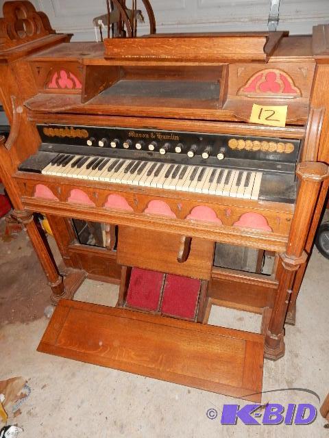 lot 12 image: Mason and Hamlin Pump Organ.. Very nice wood....