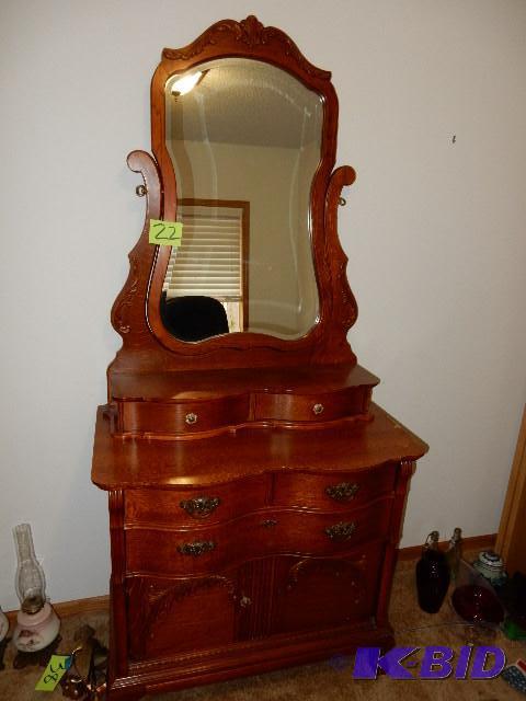 lot 22 image: Antique Oak Commode with Mirror