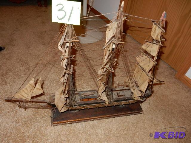 lot 31 image: US Frigate CIRCA 1776. 34in long x 24in tall....