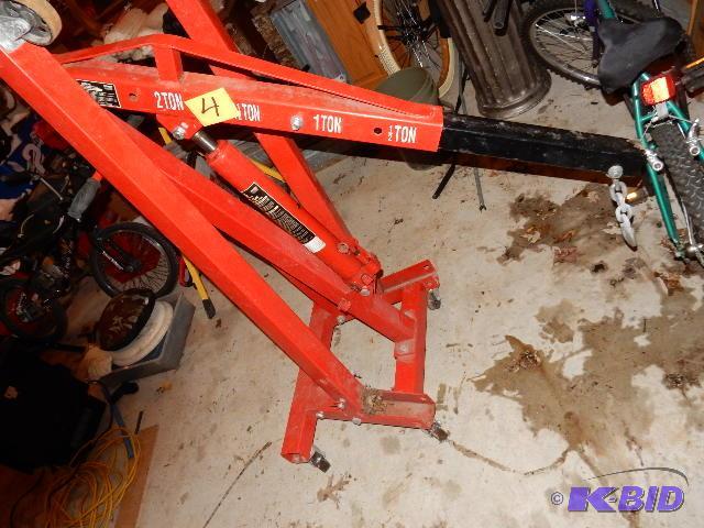 lot 4 image: BIG RED 2 Ton Hydraulic Engine Hoist.. Includ...