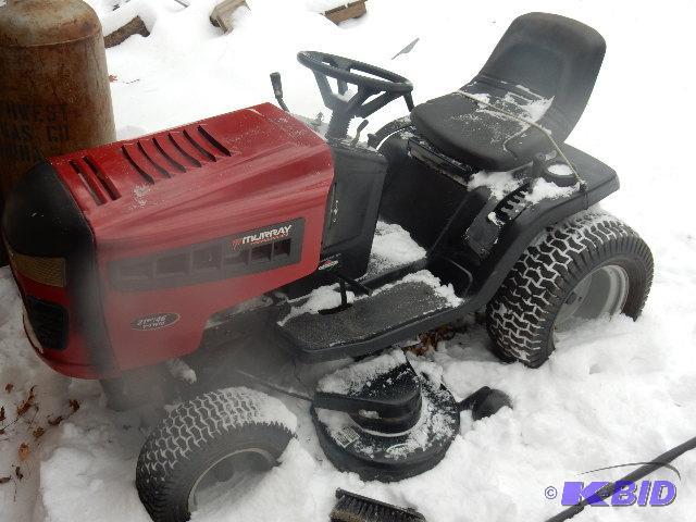 lot 9A image: MURRAY 21 H.P. 46 in Lawnmower deck.. In exce...