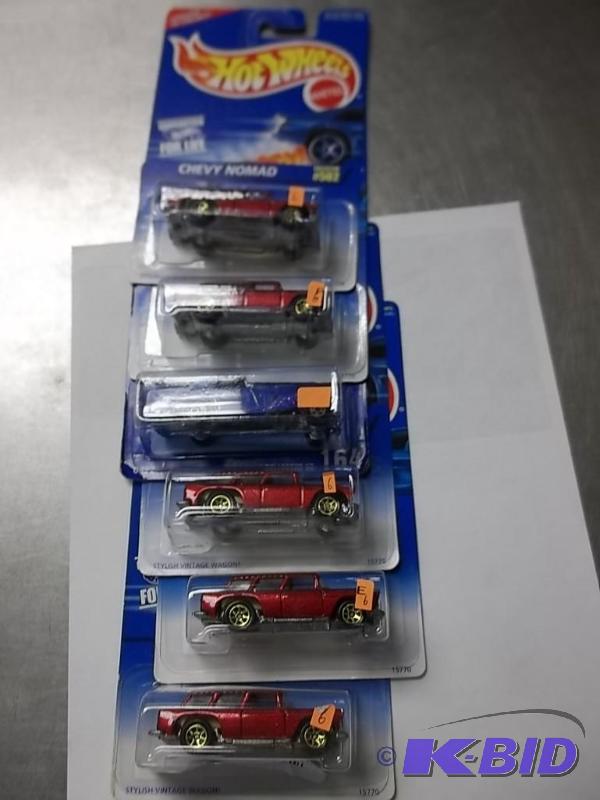 lot 100 image: Lot of 5 Hot Wheels