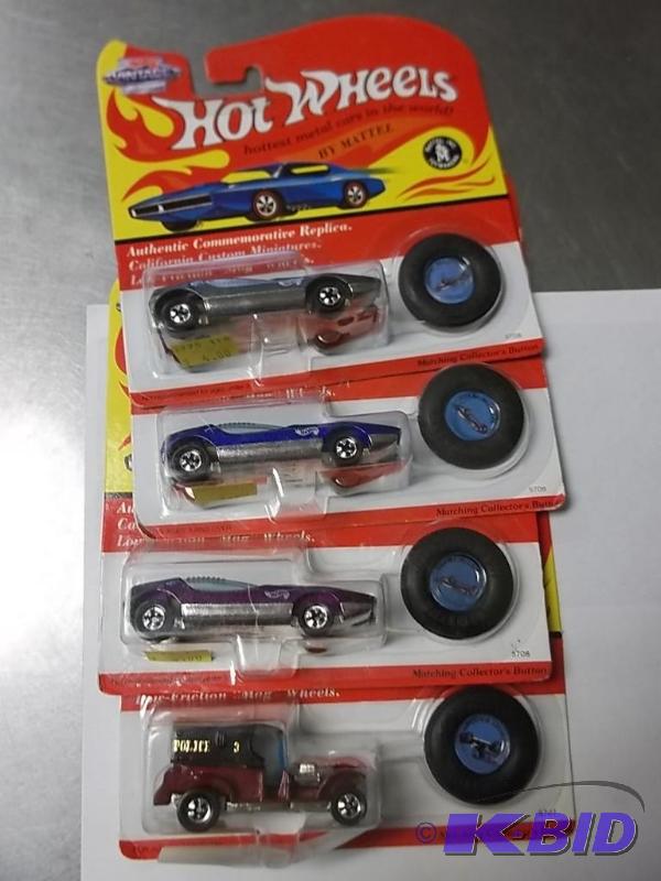 lot 103 image: Lot of 4 Hot Wheels Vintage Series
