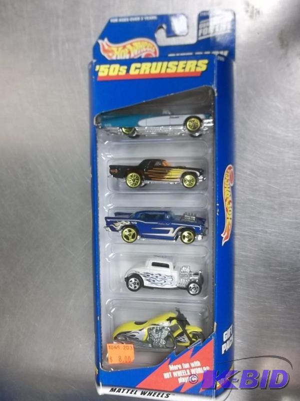 lot 118 image: 1998 Hot Wheels 50s Cruisers Gift Pack