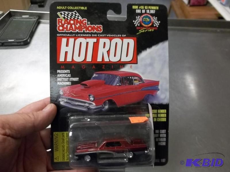 lot 139 image: 1997 Racing Champions Hot Rod Magazine Die Cast