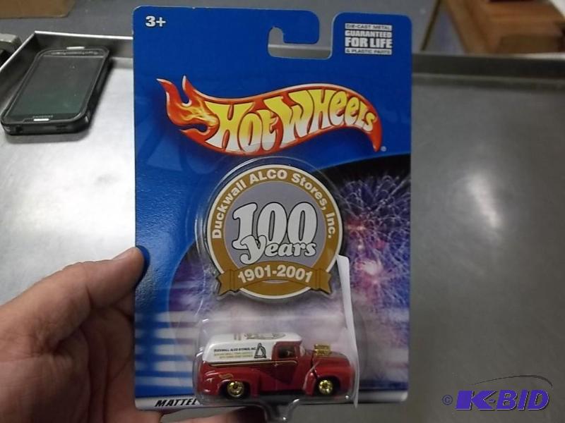 lot 142 image: 2001 Hot Wheels Duckwall ALCO Stores 100 Year Delivery Truck
