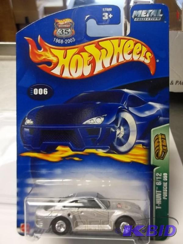 lot 45 image: Hot Wheels Treasure Hunt MINT in plastic protector case