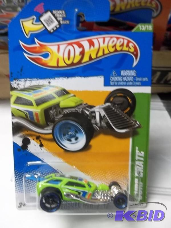 lot 58 image: Hot Wheels Treasure Hunt MINT in plastic protector case