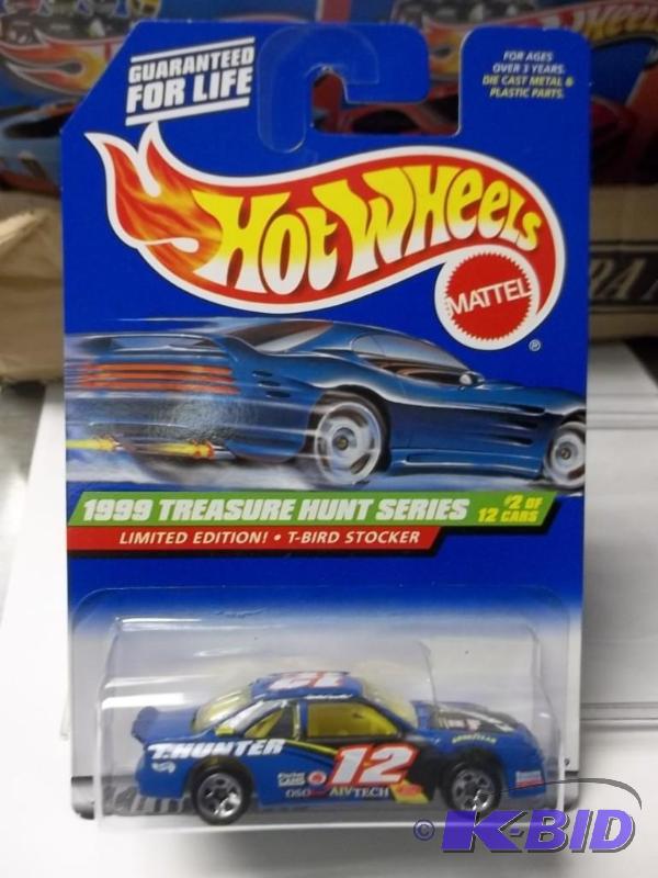 lot 68 image: Hot Wheels Treasure Hunt MINT in plastic protector case
