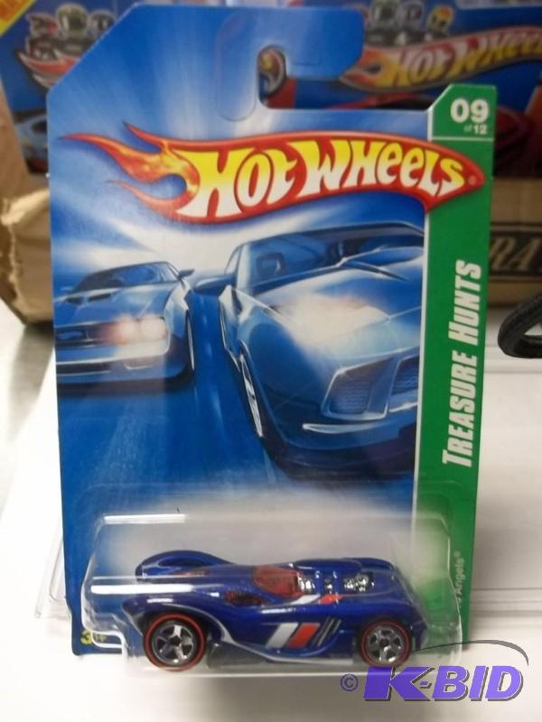 lot 69 image: Hot Wheels Treasure Hunt MINT in plastic protector case