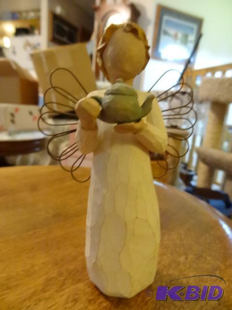 2004 Angel of the Kitchen. Willow Tree. No bo...