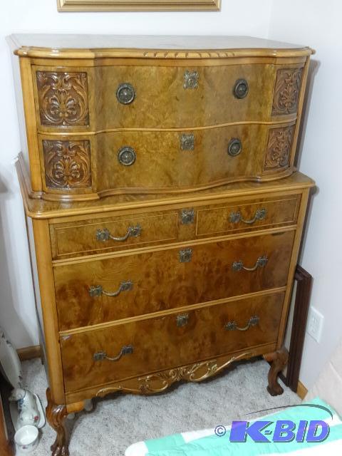 Antique Carved Chest of Drawers. One Piece 3...