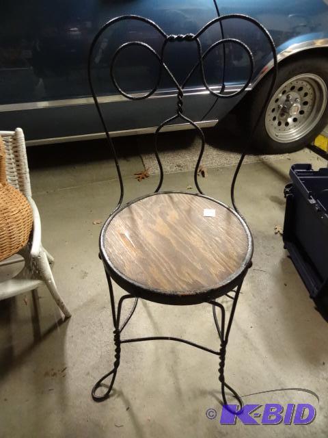 Ice cream parlor chair. Iron rod With Wood To...