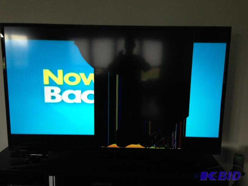 This 70&quot VIZIO Flatscreen TV is only a y...