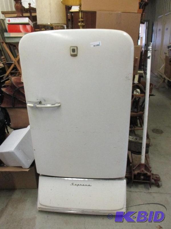 Fridge...