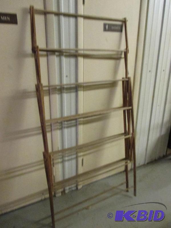 large drying rack...