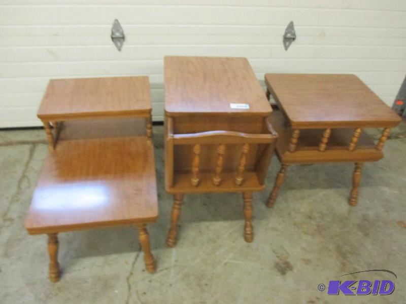 3 matching end tables...