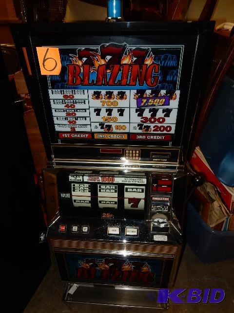lot 6 image: Slot machine