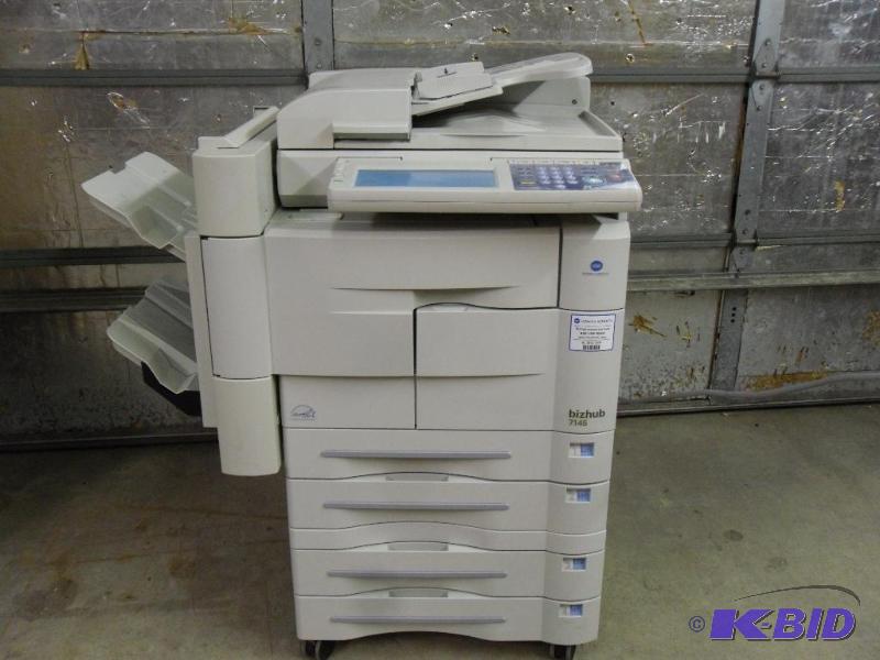 lot 4 image: Copy Machine