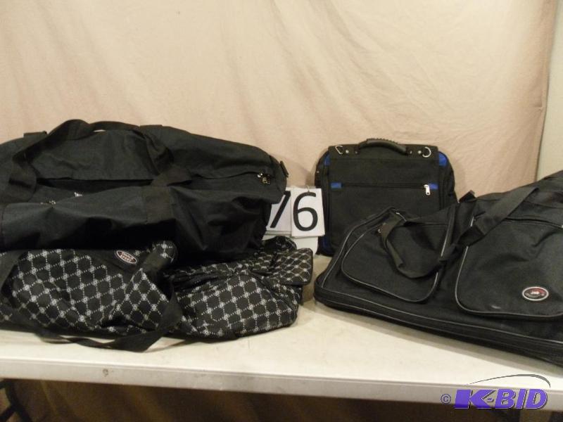 lot 76 image: Large Western Pack Bag, Large Charlie Sport o...