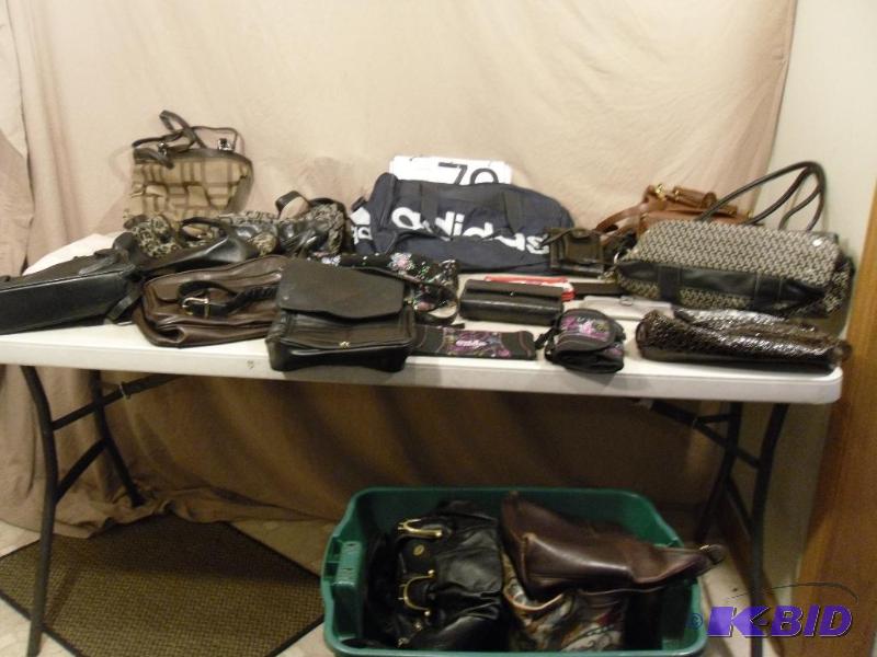 lot 79 image: Large Lot of Assorted Purses, Wallets,  ...